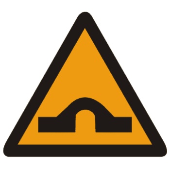 驼峰桥标志_交通标志_驾驶员之家